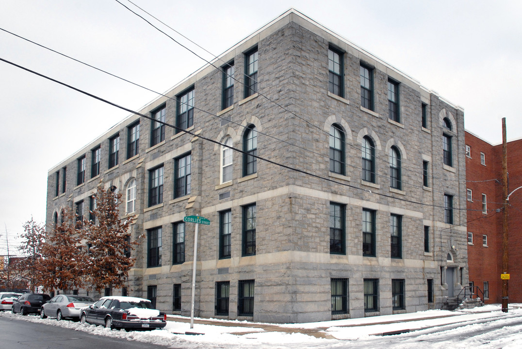 Sartain Apartments in Philadelphia, PA - Foto de edificio