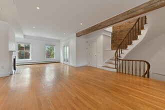 71 Rutland St, Unit 4 in Boston, MA - Building Photo - Building Photo