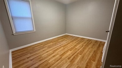 3003 Dudley St in Dearborn, MI - Building Photo - Building Photo