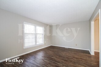 1923 Greenstone Pl in High Point, NC - Building Photo - Building Photo