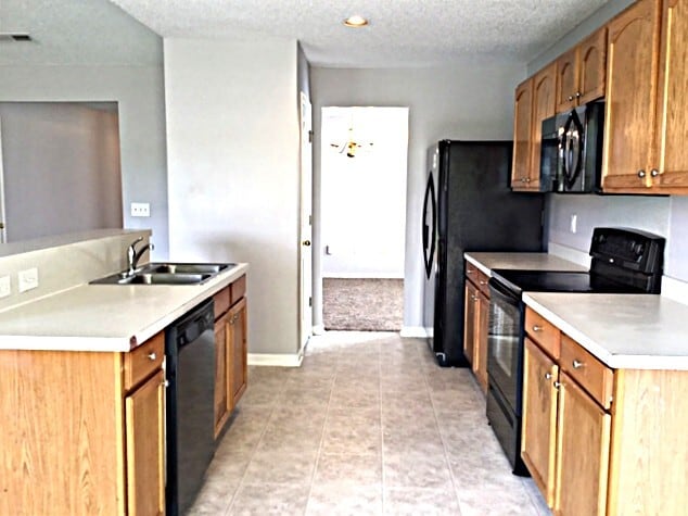 5060 Thornton Dr in Summerville, SC - Building Photo - Building Photo