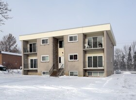 632 Silverbirch Rd in Waterloo, ON - Building Photo