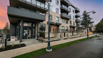 9456-9134 134 St in Surrey, BC - Building Photo