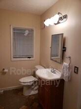 4820 St Leo Pl in Louisville, KY - Building Photo - Building Photo