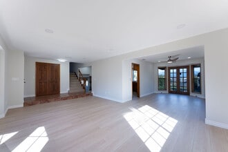 20227 Lake Canyon Dr in Walnut, CA - Foto de edificio - Building Photo