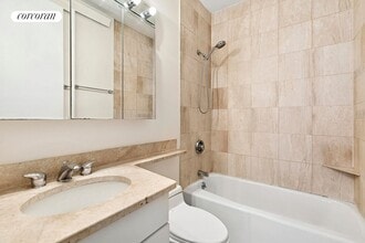 393 W 49th St in New York, NY - Building Photo - Building Photo