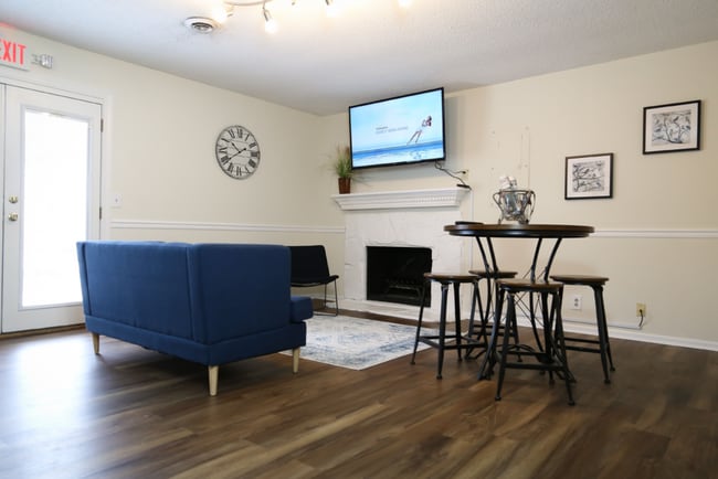 Walker Springs Apartments in Knoxville, TN - Foto de edificio - Building Photo