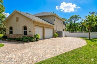 2300 Duncil Ln in Malabar, FL - Building Photo - Building Photo