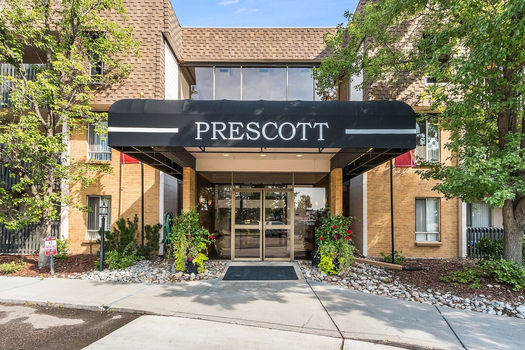 Prescott Apartments in Denver, CO - Building Photo