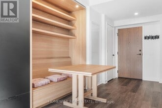 55-4555 Charles St E in Toronto, ON - Building Photo - Building Photo