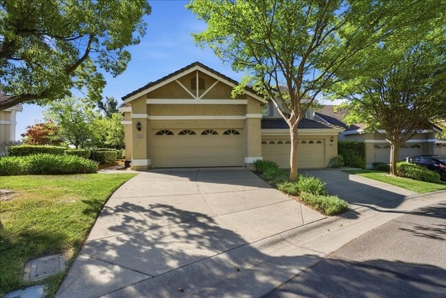 property at 2836 Cll De Cordoba