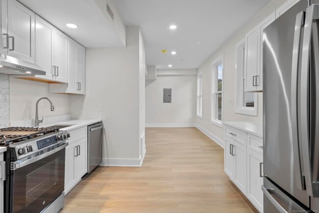 property at 1546 Chapel St
