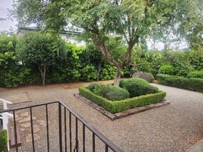 522 Avalon Dr in Vista, CA - Building Photo - Building Photo