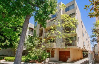 10604 Wilkins Ave in Westwood in Los Angeles, CA - Building Photo - Interior Photo