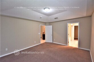 8551 Crooked Tree Dr in Jacksonville, FL - Building Photo - Building Photo
