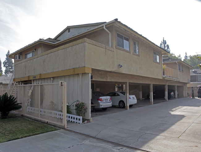 10902-10912 Lampson Ave in Garden Grove, CA - Building Photo - Building Photo