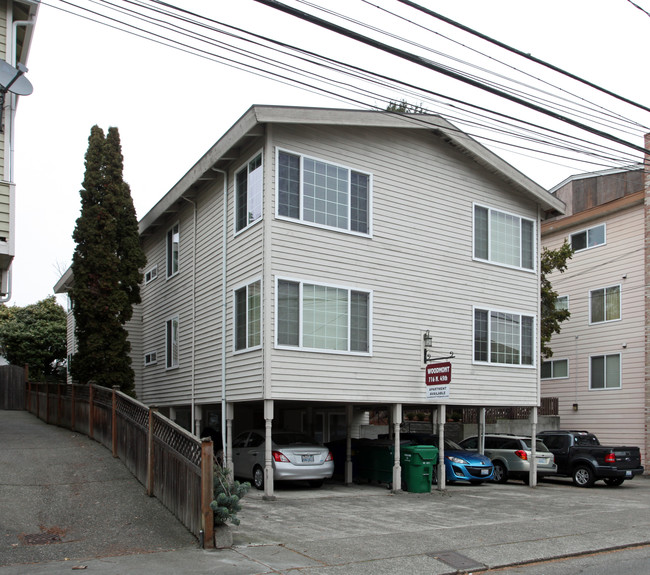 Woodmont Apartment in Seattle, WA - Foto de edificio - Building Photo