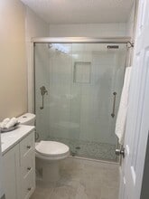 2314 Fern Palm Dr in Edgewater, FL - Foto de edificio - Building Photo