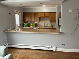 6816 N Ridge Blvd, Unit 3D in Chicago, IL - Building Photo