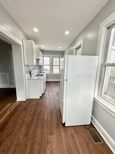 86 S Fulton St in Woodbridge Township, NJ - Foto de edificio - Building Photo