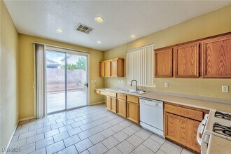 8908 W Rochelle Ave in Las Vegas, NV - Building Photo - Building Photo