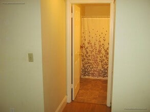 9 Saint Joseph St, Unit 2 in Fall River, MA - Building Photo - Building Photo