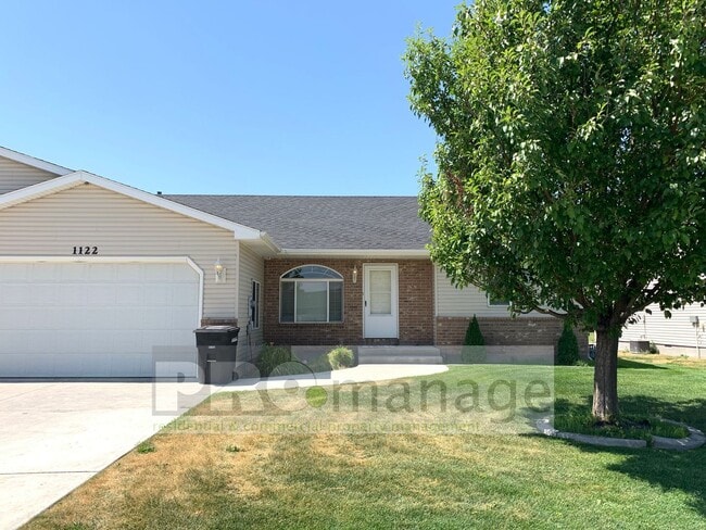 property at 1122 Matchpoint Dr
