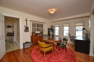 517 Anderson Blvd, Unit 517 in Geneva, IL - Building Photo - Building Photo