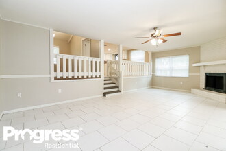 2971 Longbrooke Way in Clearwater, FL - Building Photo - Building Photo