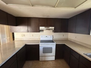 1711 NE 7th Pl-Unit -1713 NE 7th Place in Cape Coral, FL - Building Photo - Building Photo