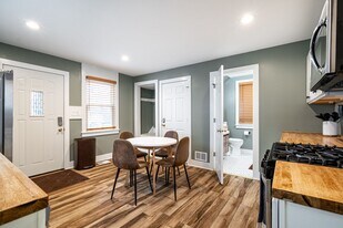 2529 N Murray Ave in Milwaukee, WI - Building Photo