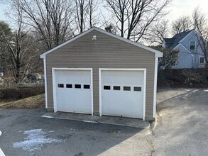 256 Old Webster Rd in Oxford, MA - Building Photo - Building Photo