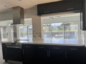 5909 NW 67th Ave in Tamarac, FL - Building Photo - Building Photo