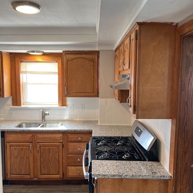 1239 Herberich Ave in Akron, OH - Building Photo - Building Photo