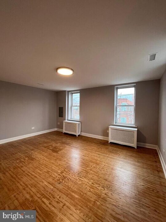 1208 Mifflin St in Philadelphia, PA - Building Photo