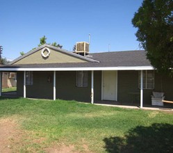 Turney Apartments in Phoenix, AZ - Building Photo - Building Photo