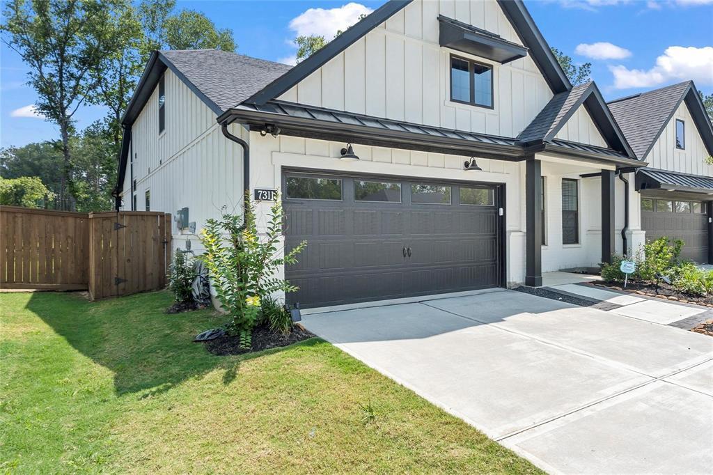 7311 Honey Creek Ln in Porter, TX - Building Photo