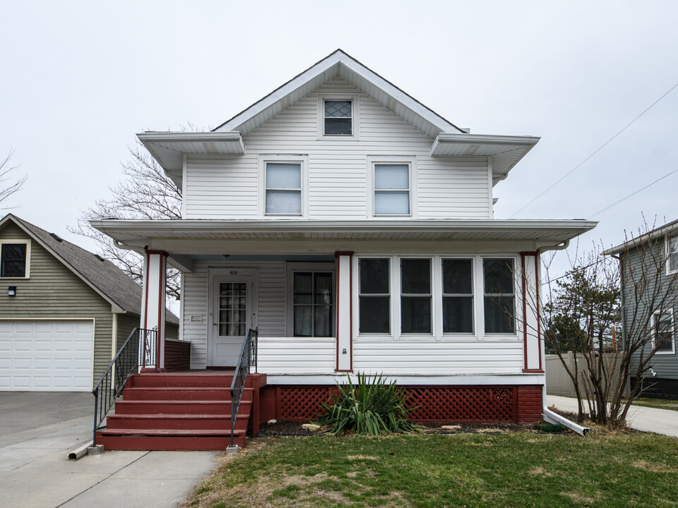 513 N 36th St in Omaha, NE - Building Photo