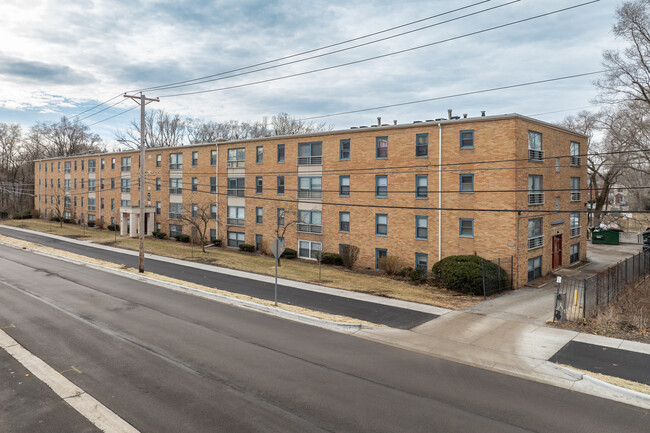 320 North Lake Street in Gary, IN - Building Photo - Building Photo