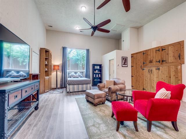 102 Bentwood Ct in Denton, TX - Building Photo