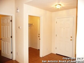 9734 Emerald Pl in San Antonio, TX - Building Photo - Building Photo