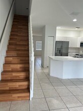 5737 NW 114th Path in Doral, FL - Building Photo - Building Photo