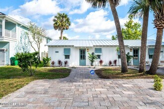 807 2nd St S in Jacksonville Beach, FL - Building Photo - Building Photo