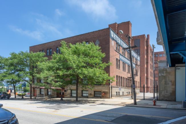 Water Street in Cleveland, OH - Foto de edificio