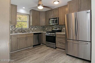 63 Jesse Lee Ln in Hampstead, NC - Building Photo - Building Photo