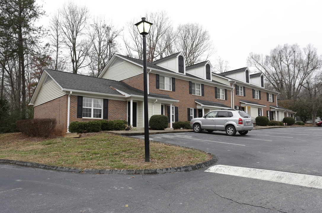 Raintree in Travelers Rest, SC - Building Photo