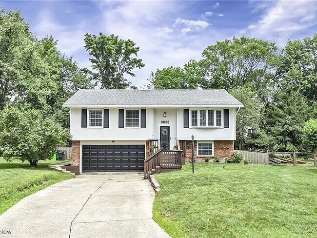 property at 10188 Anchorage Cv