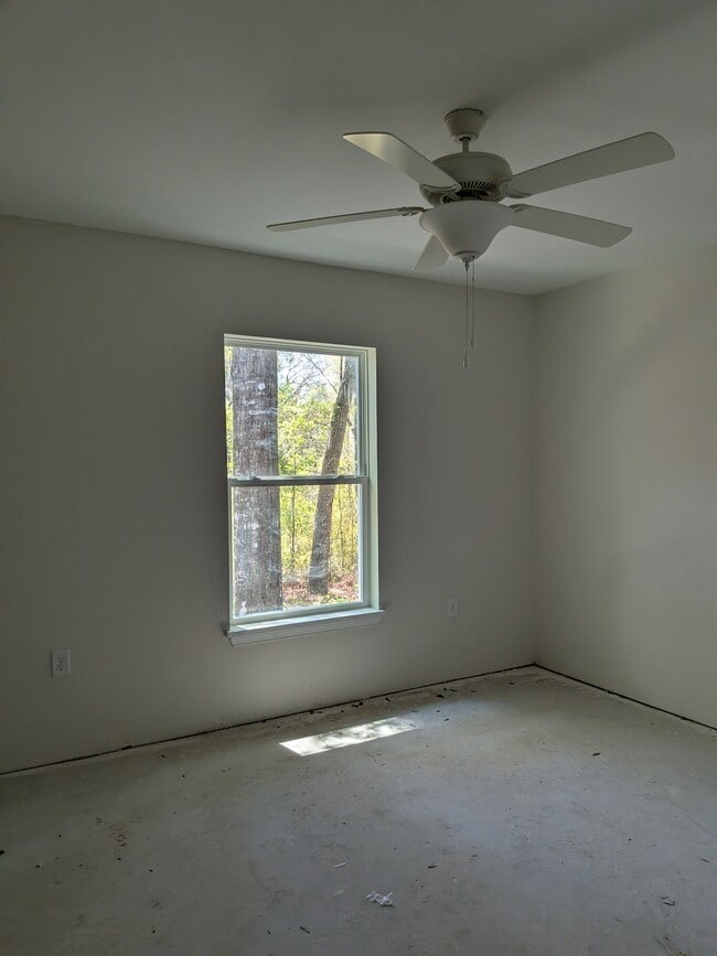 property at 1640 W Saint Elizabeth Pl