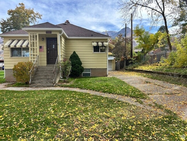 property at 3580 Van Buren Ave