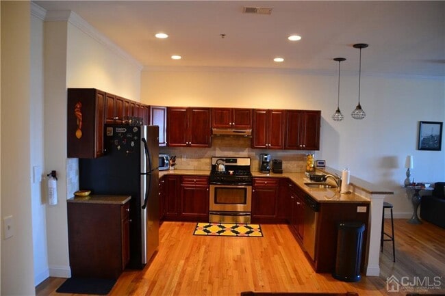 property at 547 Sayre Ave